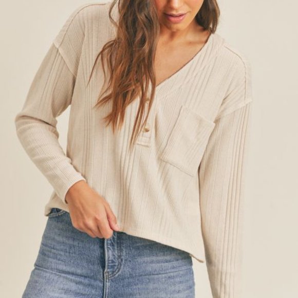 Clara Rib V-Neck Top - Picture 5 of 6